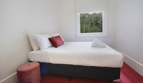 Habitación básica, 1 cama doble, vistas al jardín