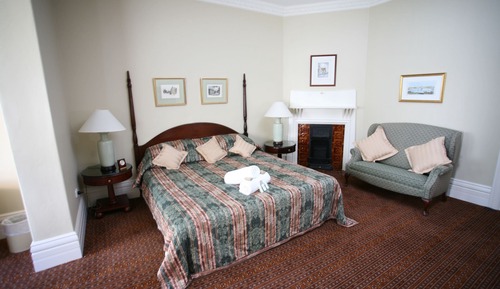 Habitación superior (King/Twin with Additional Single Bed)
