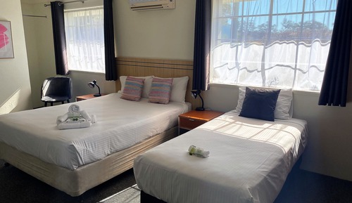 Habitación estándar, no fumadores (Queen Twin Share)