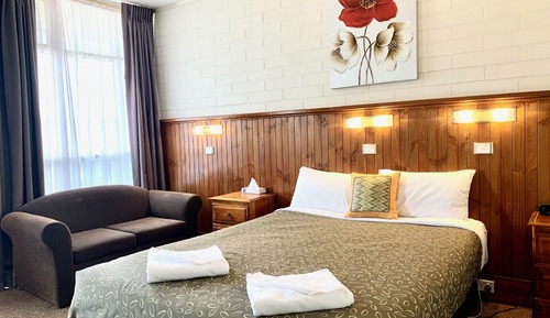 Habitación económica doble, 1 cama de matrimonio, balcón