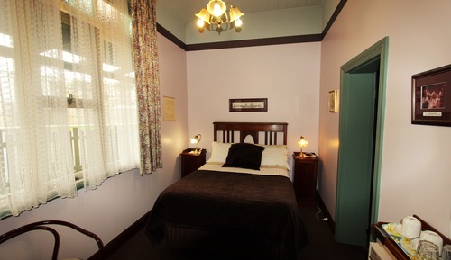 Norman Pearce Standard Room