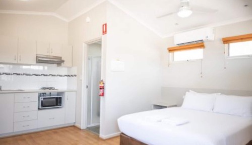 Estudio superior (Sleeps 2)