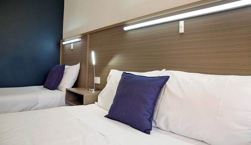 Habitación estándar con 1 cama doble o 2 individuales