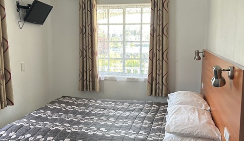 Suite familiar, 2 habitaciones, no fumadores, cocina básica (Family Unit)
