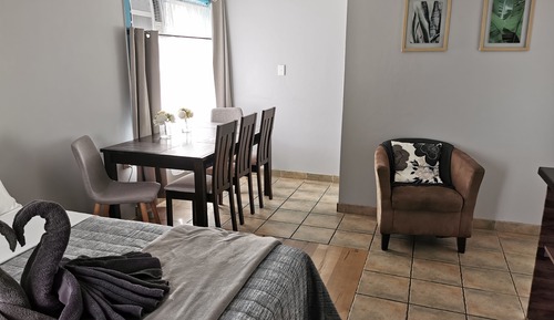 Suite familiar (Downstairs)