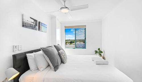 Apartamento, 3 habitaciones, vistas al mar (Top Floor)