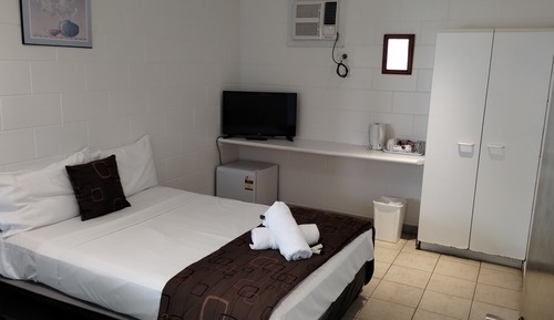 Habitación básica doble, baño privado