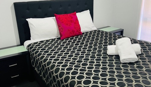 Apartamento económico, 2 habitaciones, no fumadores, microondas