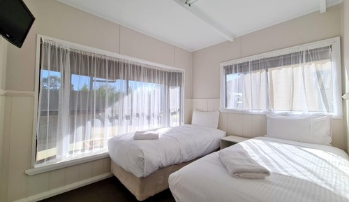Estudio, 2 habitaciones (The Pooch Pad ( 4 Berth))