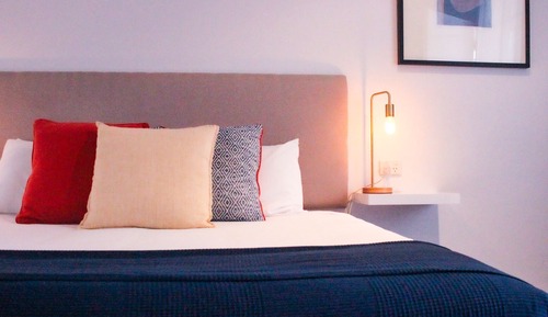Habitación estándar, 1 cama de matrimonio grande, balcón