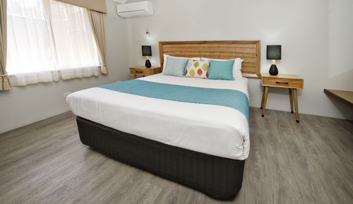 Habitación estándar con 1 cama doble o 2 individuales, 1 habitación, cocina básica