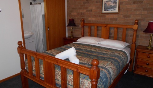 Habitación básica, 1 cama de matrimonio, no fumadores, vistas a la montaña