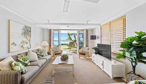 Apartamento, 3 habitaciones, 2 baños, vistas al río (Ground Floor)