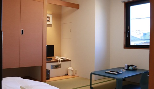 Habitación tradicional, fumadores, baño compartido (Japanese Style, For 1 Guest)
