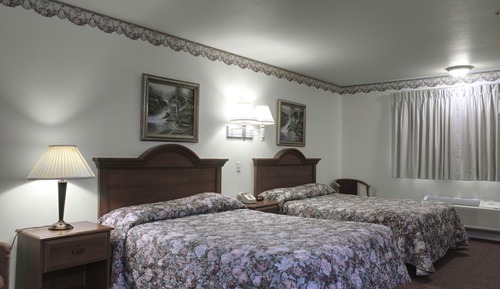 Habitación estándar, 2 camas de matrimonio, frigorífico y microondas