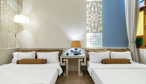 Deluxe Family Room
