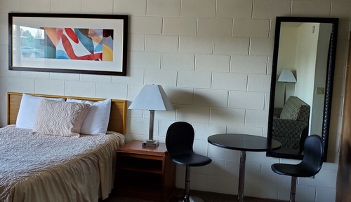 Habitación, 1 cama de matrimonio, cocina básica