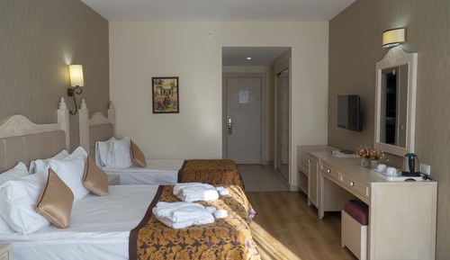 Habitación estándar, vistas parciales al mar