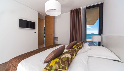 Ático de lujo, 2 habitaciones, terraza, vistas al mar
