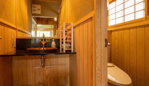 Habitación tradicional, baño compartido (Deluxe)