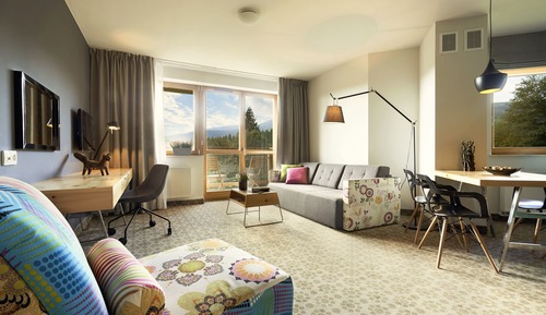 Apartamento exclusivo, 3 habitaciones, cocina básica