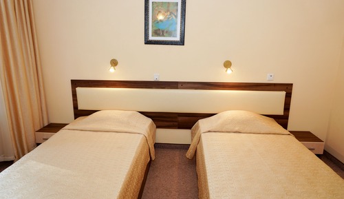 Habitación con 1 cama doble o 2 individuales