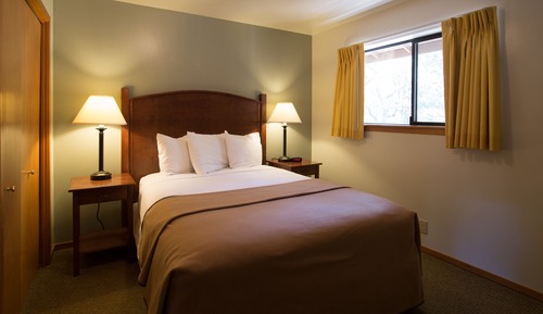 Suite, varias camas, vistas parciales al mar