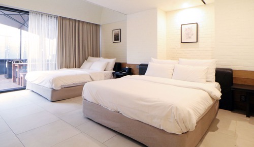 Suite (Outdoor Bathtub in Terrace)