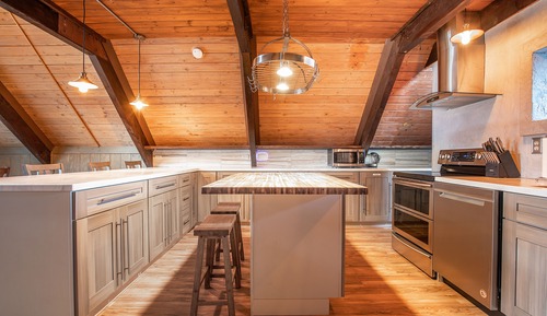 Casa exclusiva, varias habitaciones, cocina