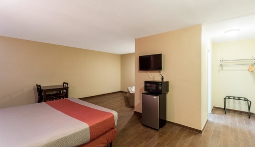Habitación Deluxe, 1 cama de matrimonio grande, fumadores, frigorífico y microondas