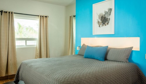 Habitación Deluxe doble, varias camas, vistas a la playa