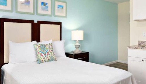 Habitación, 1 cama de matrimonio (Located 2 St. Louis Ave)
