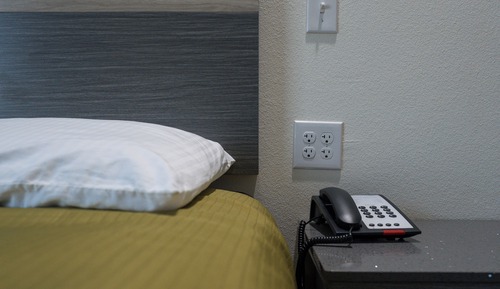 Habitación económica doble, 2 camas de matrimonio, no fumadores, frigorífico y microondas