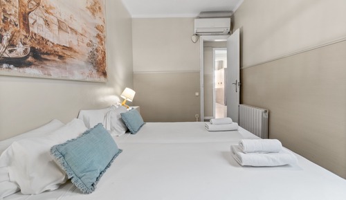 Ático Premium, 4 habitaciones, terraza privada con vistas a Sagrada Familia