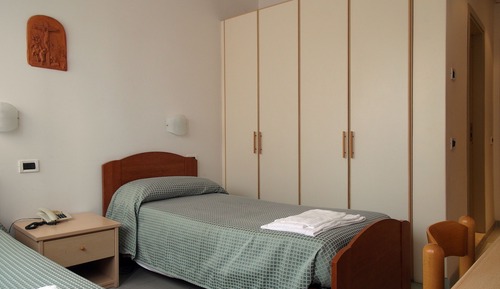 Habitación con 1 cama doble o 2 individuales