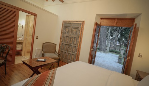 Habitación de diseño con 1 cama doble o 2 individuales, vistas al jardín