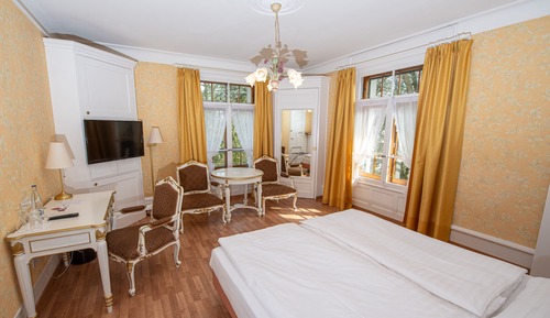 Habitación estándar con 1 cama doble o 2 individuales