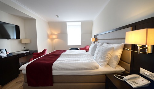 Habitación Premium con 1 cama doble o 2 individuales, 1 cama de matrimonio