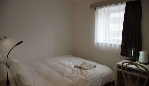 Habitación superior, 1 cama doble, fumadores, vistas a la ciudad