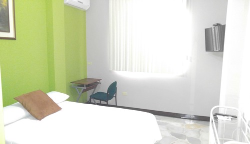 Suite estándar, 1 habitación, cocina básica, vistas al parque