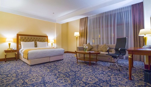 Room, 1 King Bed, Non Smoking, City View
