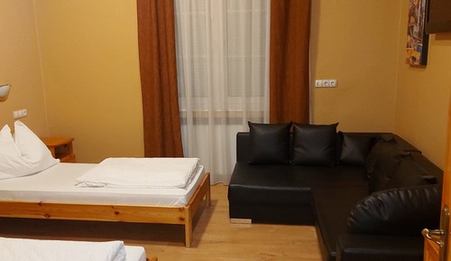 Habitación estándar con 1 cama doble o 2 individuales