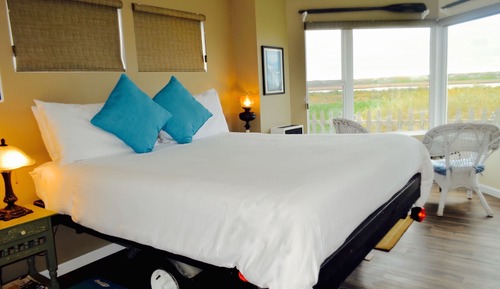 Habitación romántica, 1 cama de matrimonio grande, vistas al río