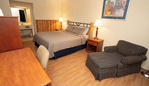 Standard Single Room, 1 King Bed