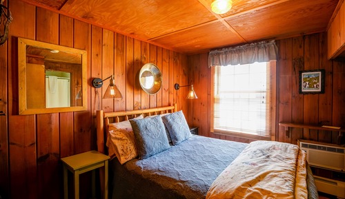Habitación (Spruce Room)
