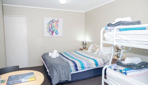 Habitación, baño privado