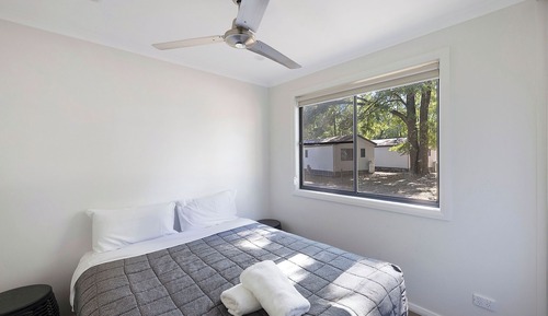 Premium Cabin - Sleeps 6