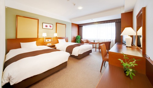 Habitación triple, fumadores (2 Single Beds + 1 Extra Bed)