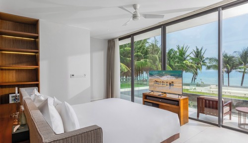 Villa de lujo, 3 habitaciones, piscina privada, frente a la playa