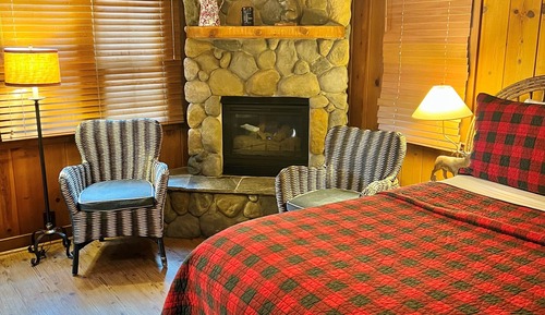 Hunters Hideout, King Studio